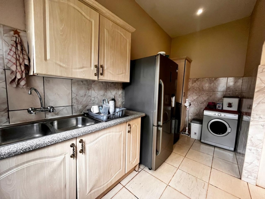 4 Bedroom Property for Sale in Safari Gardens North West